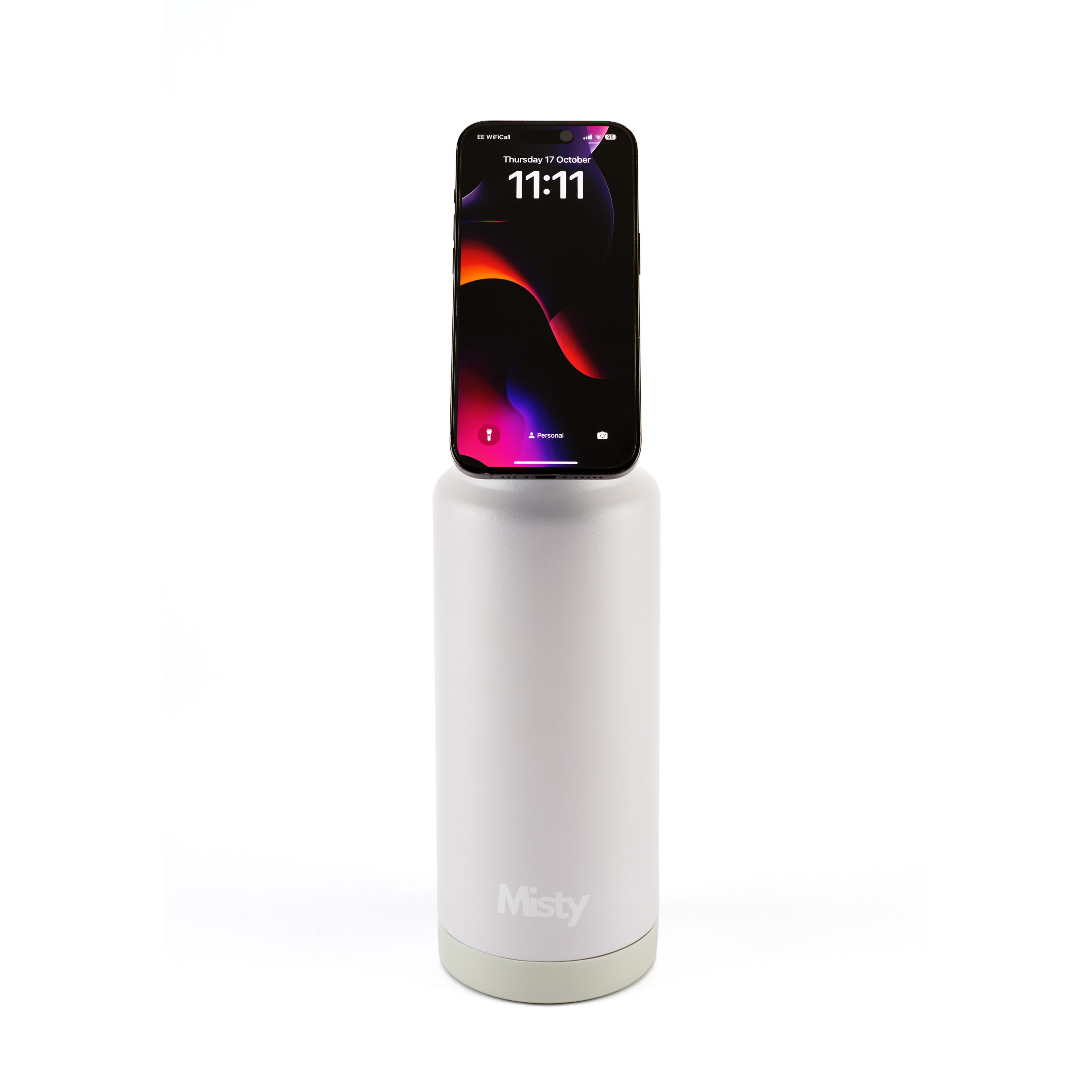 Thermal water bottle with magsafe phone holder